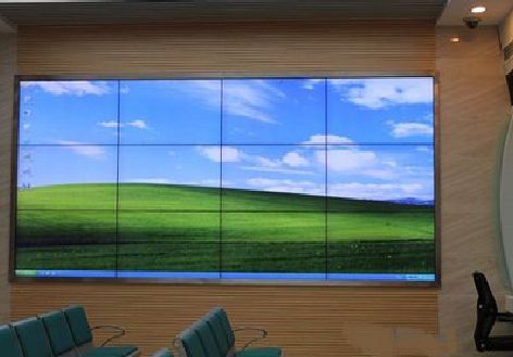 唐河液晶拼接屏的另类用法。